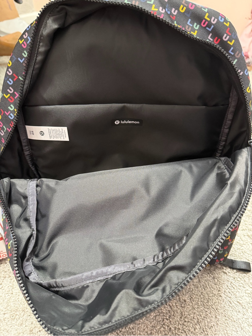 NWT Lululemon Everywhere Backpack 22L LULB Multicolor Lu Logo Print Rare - Picture 3 of 7
